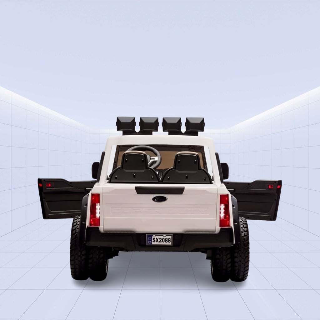 12V Ford F-450 Licensed Kids’ Ride-On: Where Adventure Meets Luxury"(WHITE)